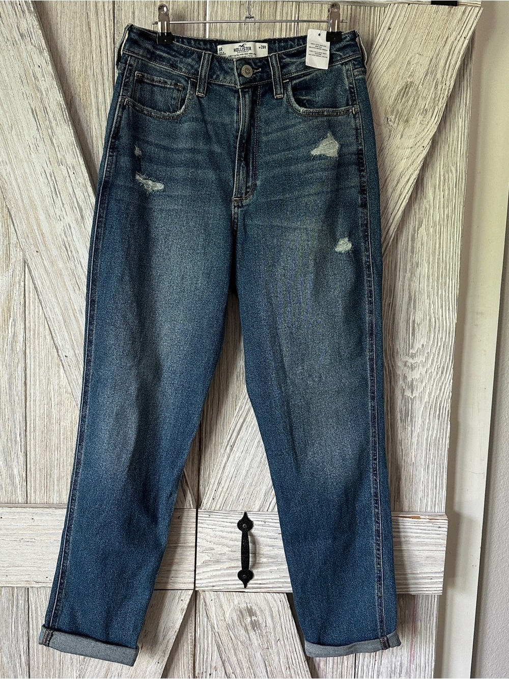NWT Hollister Curvy Ultra High Rise Mom Jean Sz 28R - Picture 2 of 8